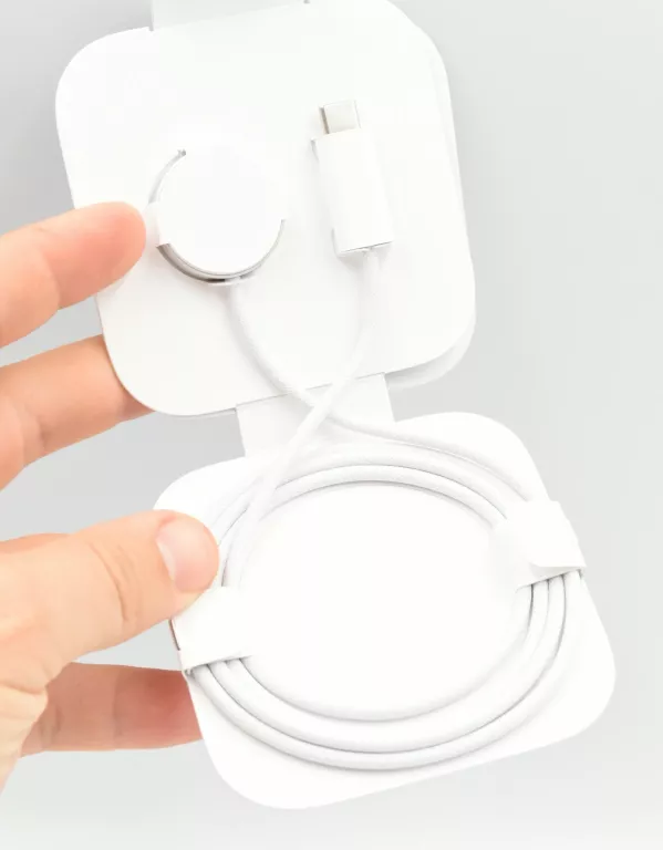 APPLE WATCH MAGNETIC FAST CHARGER TO USB-C CABLE (1 M)