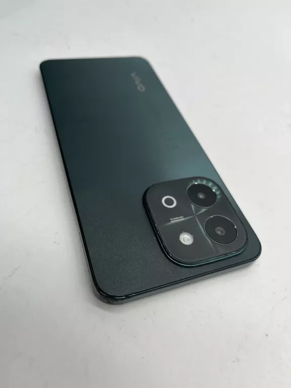 TELEFON VIVO Y28 V2352 128/4+4GB