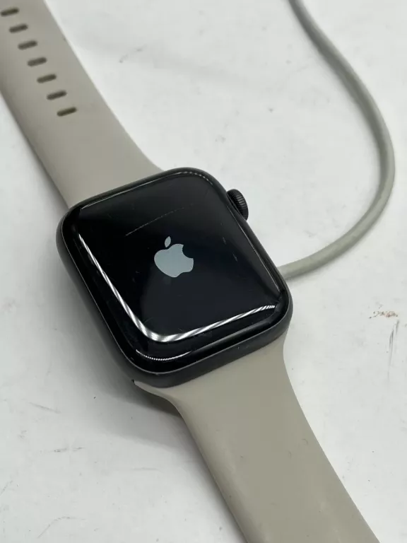 APPLE WATCH SERIES 5 44MM