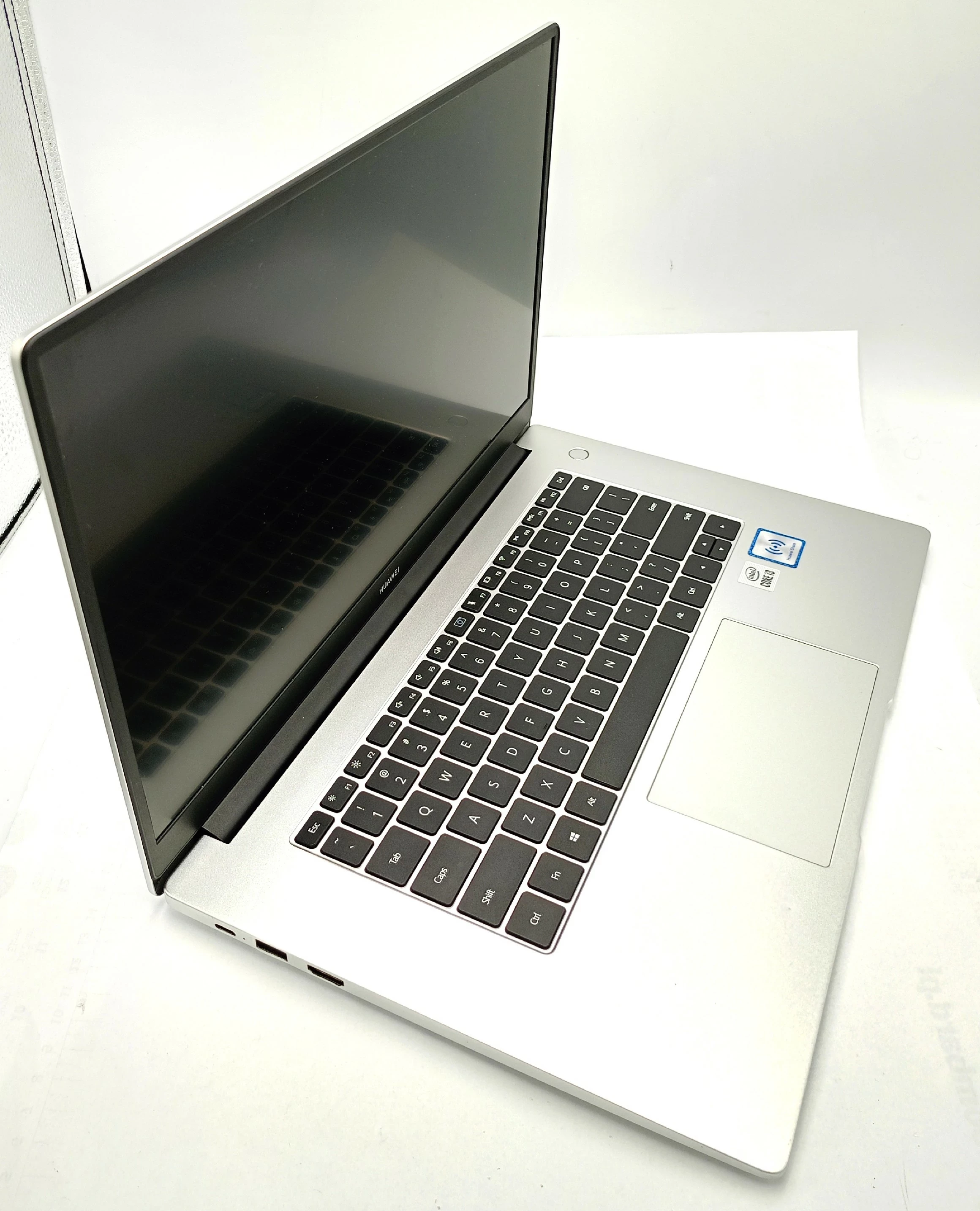 laptop-huawei-d15-bob-wai9-i3-8256-gb-polecamy-przekatna-ekranu-156