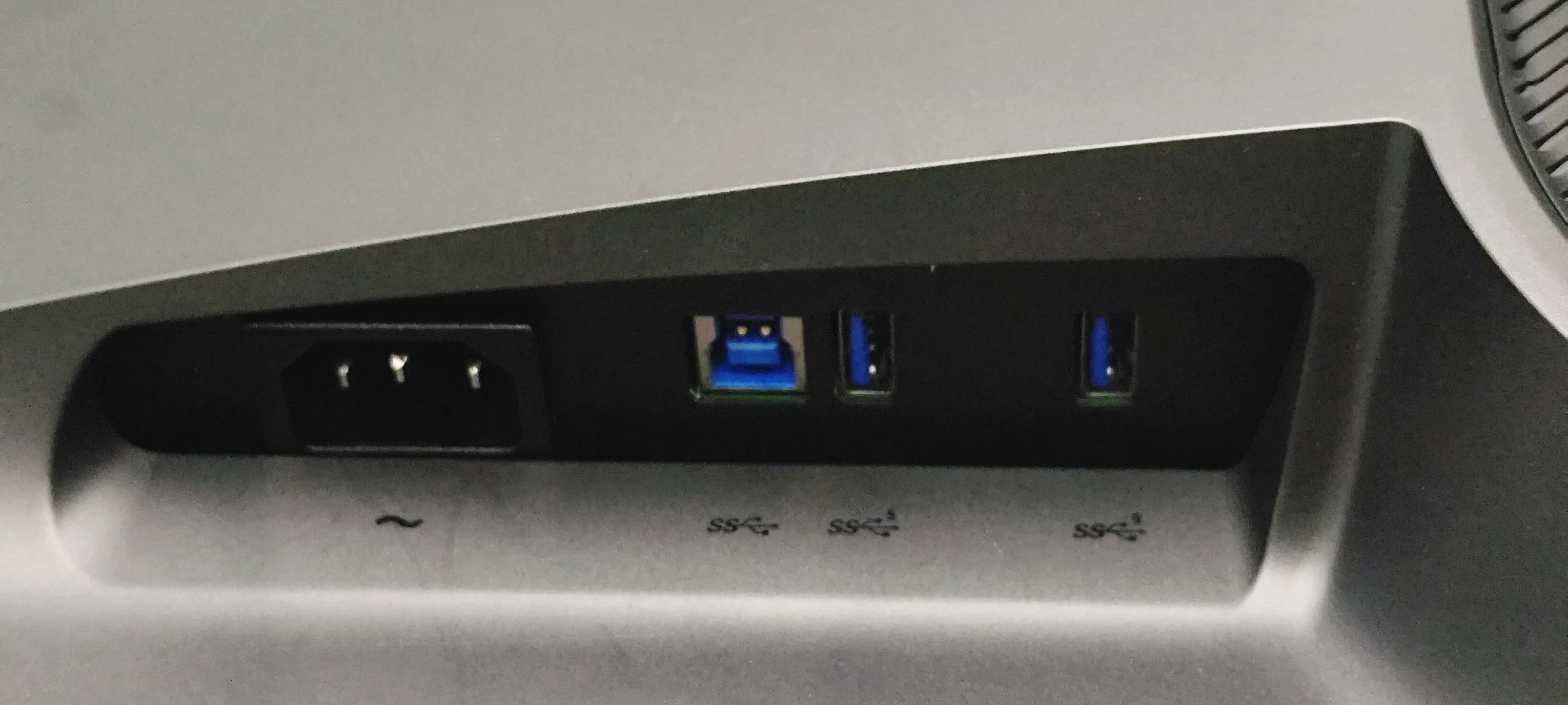 monitor-gamingowy-alienware-aw2523hf-245-full-hd-ips-360hz-05ms-zasilac-kolor-249512-1647413