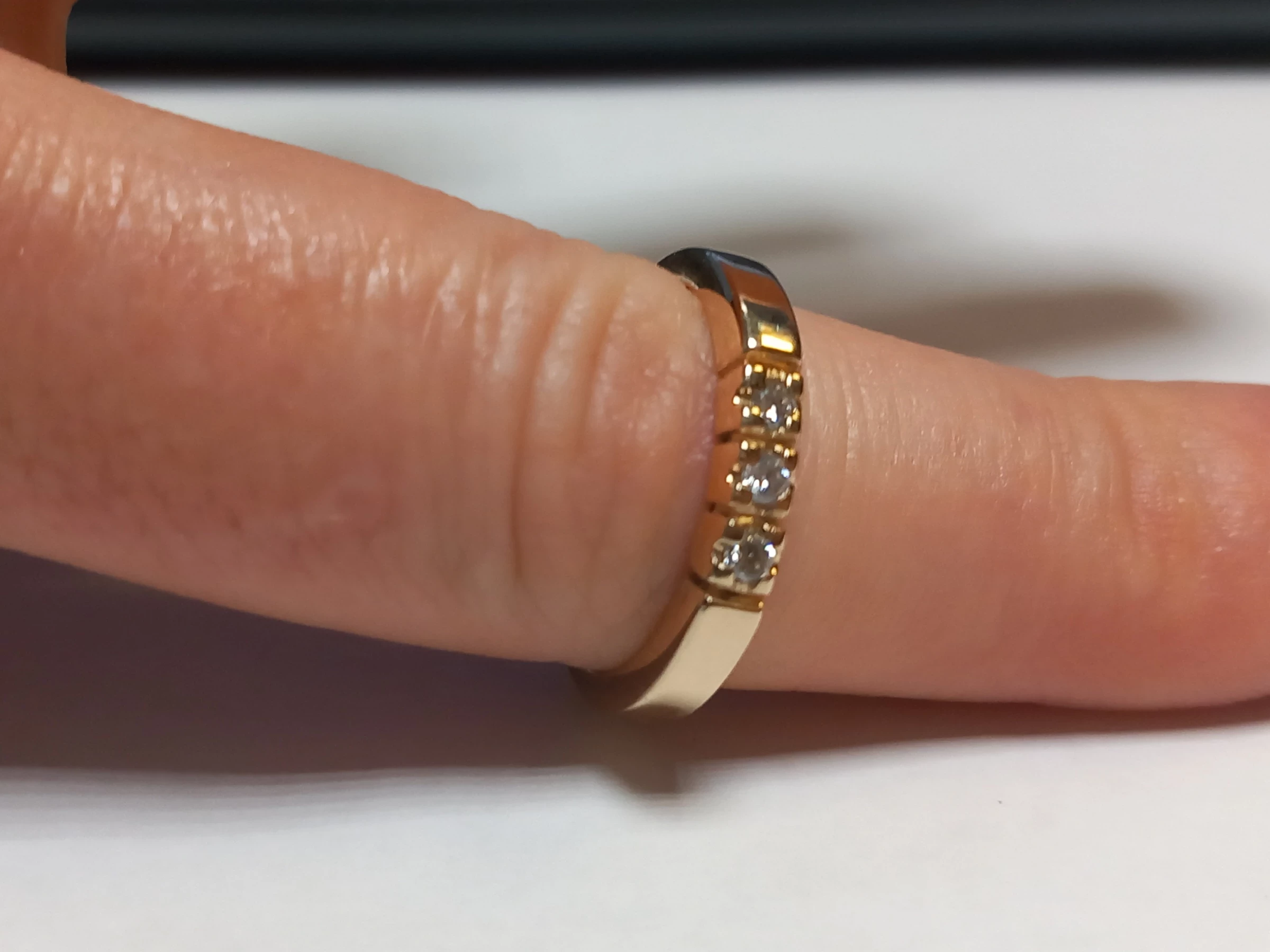 wyrob-jubilerski-uzywany-pierscionek-z-brylantami-5853300-r18-rozmiarsrednica-wew-mm-372-18