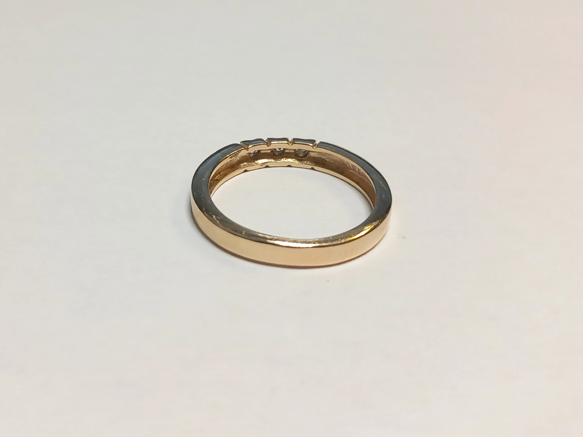 wyrob-jubilerski-uzywany-pierscionek-z-brylantami-5853300-r18-material-15835-2