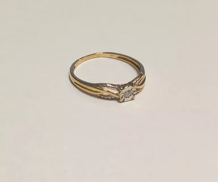 uzywany-pierscionek-z-dwukolorowego-zlota-z-diamentem-yes-illusion-r16-stan-11323-2