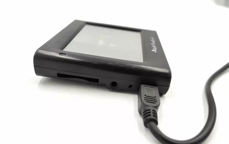 nawigacja-samochodowa-lark-freebird-x11-15302-przekatna-ekranu-35