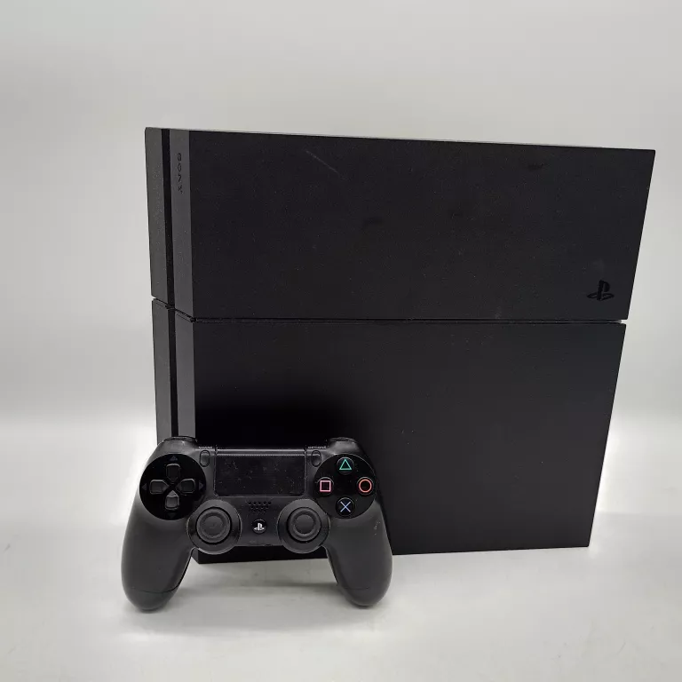 KONSOLA PLAYSTATION 4 500GB + PAD + GRY