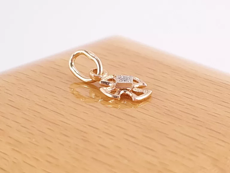 ZŁOTA ZAWIESZKA Z DIAMENTEM 0,01CT PR585 0,47G CERTYFIKAT