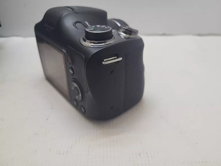 APARAT SONY CYBERSHOT DSC-H300 ETUI