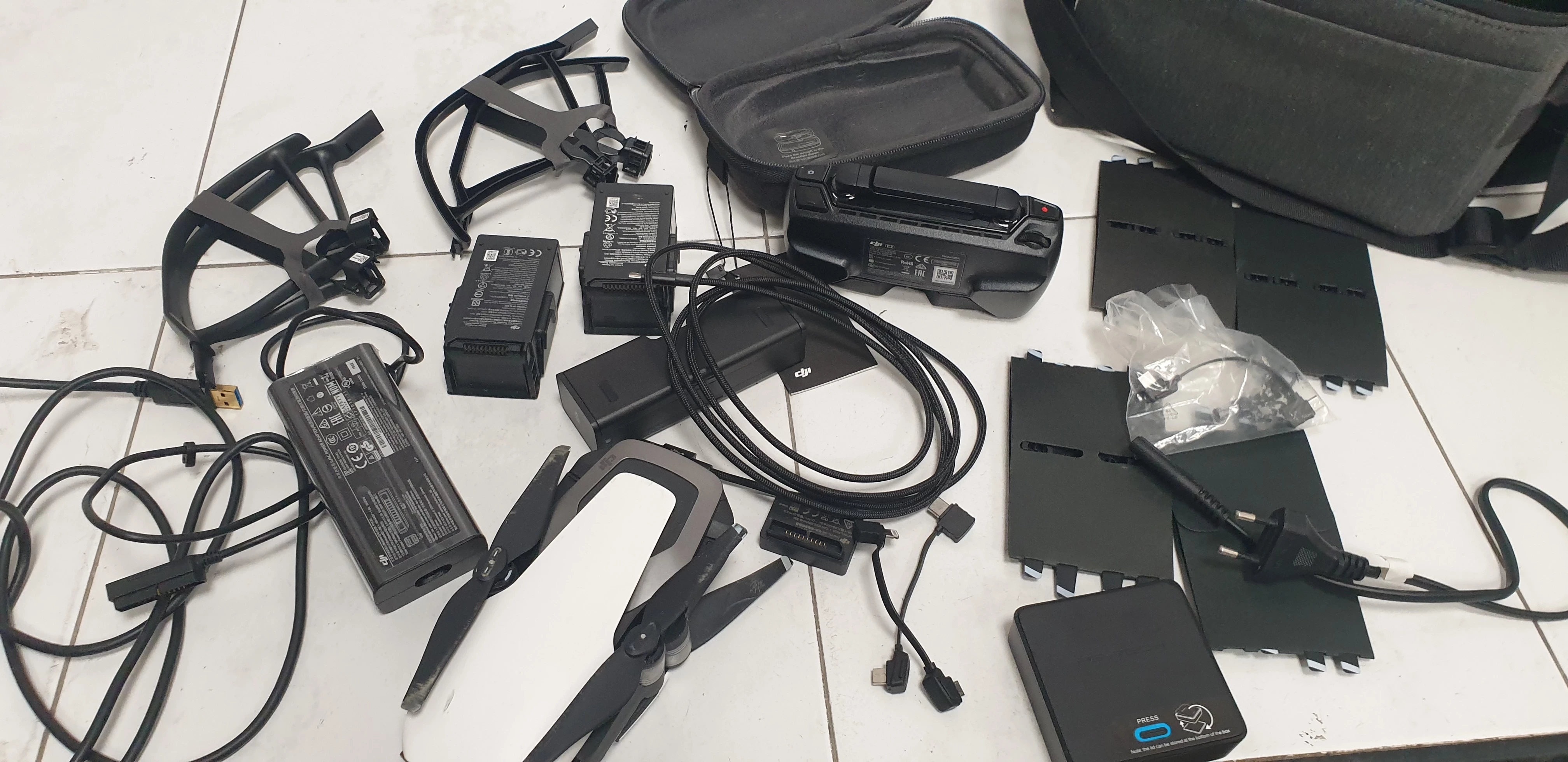 dron-dji-mavic-air-model-u11x-kod-producenta-u11x