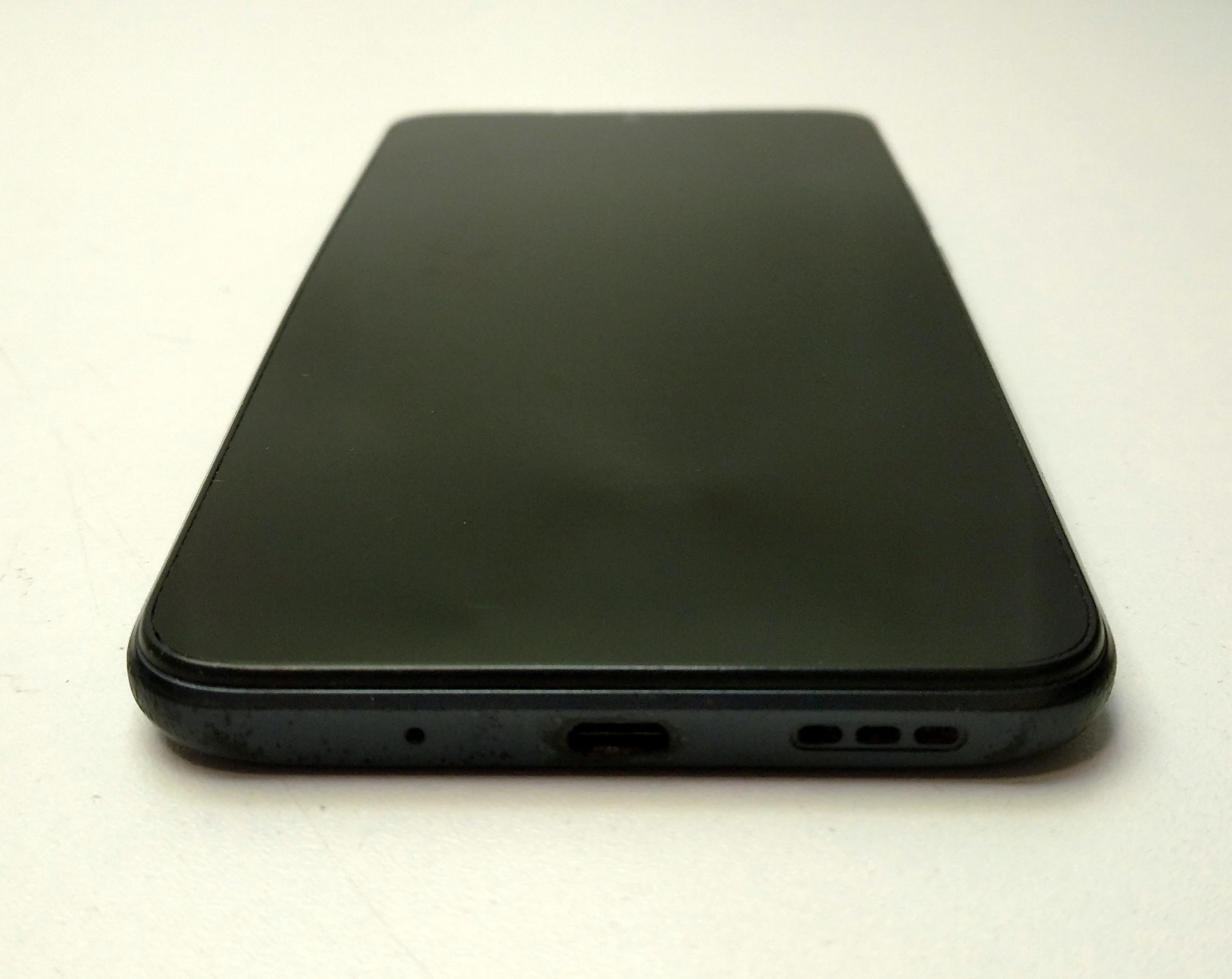 telefon-xiaomi-redmi-9c-364gb-kod-producenta-37549