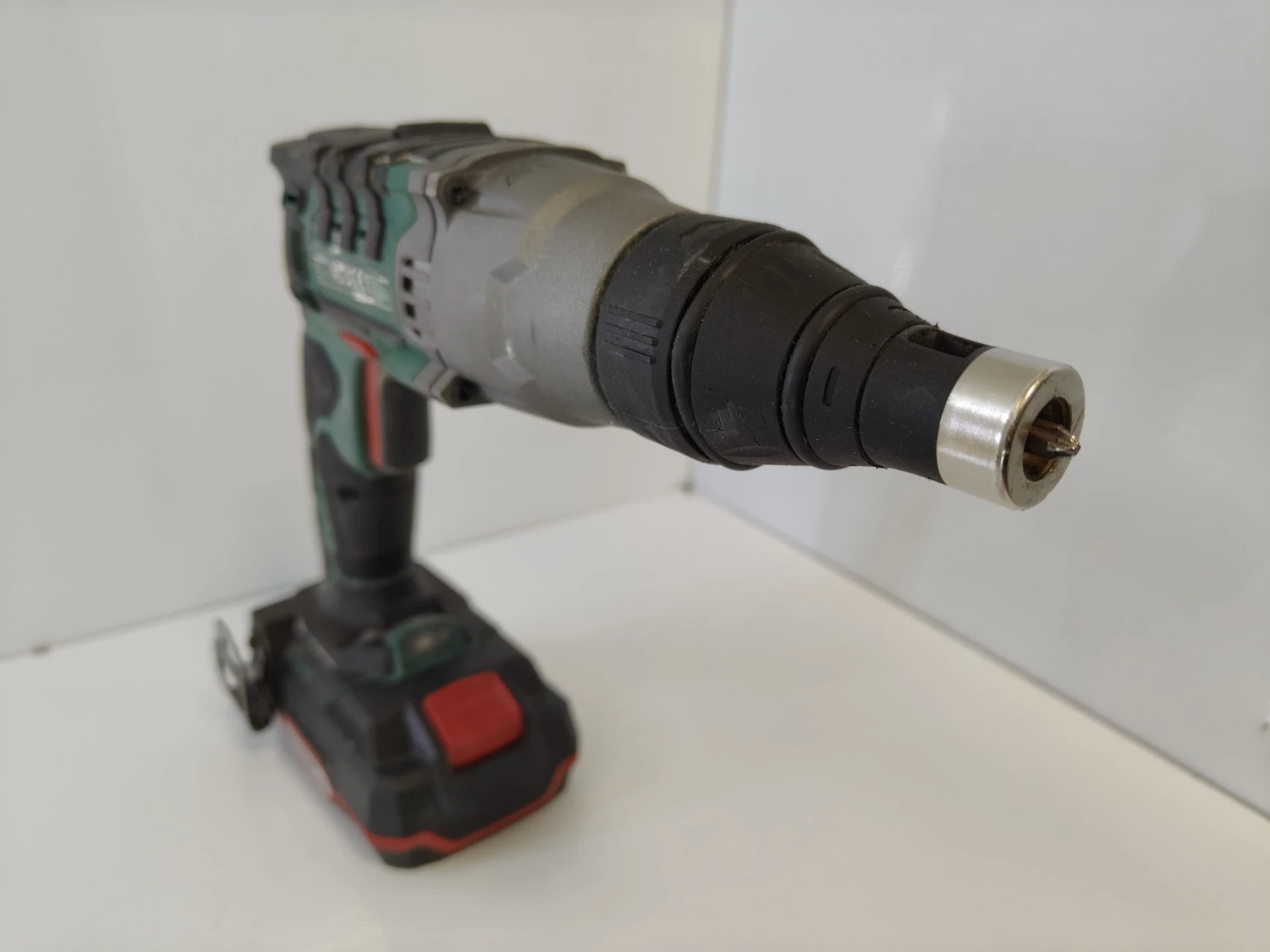 wkretarka-do-suchej-zabudowy-parkside-ptbsa-20-v-a1-nasadka-magazynowa-pojemnosc-akumulatora-200