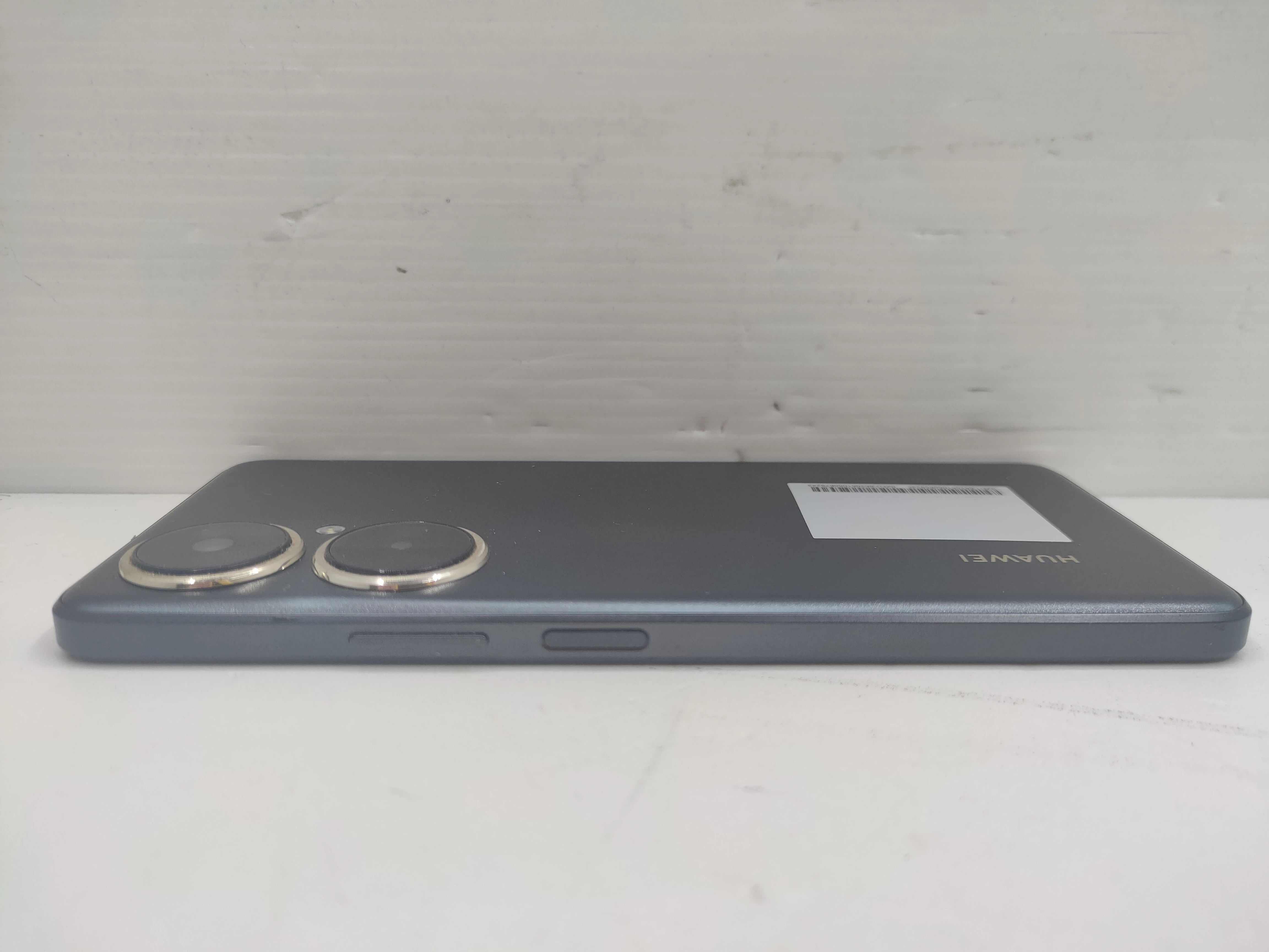 telefon-huawei-nova11i-przekatna-ekranu-680