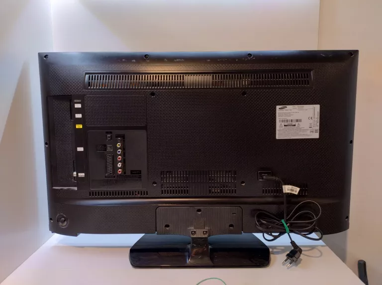 TELEWIZOR SAMSUNG UE32H5000 + PILOT