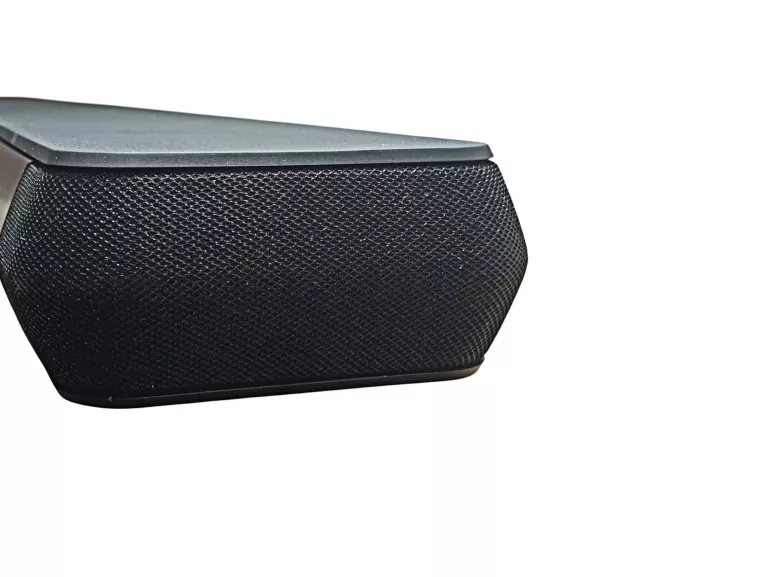 soundbar-bowers-wilkins-panorama-3-400w-71-airplay-2-dolby-atmos-bt-sklad-zestawu-229669-1
