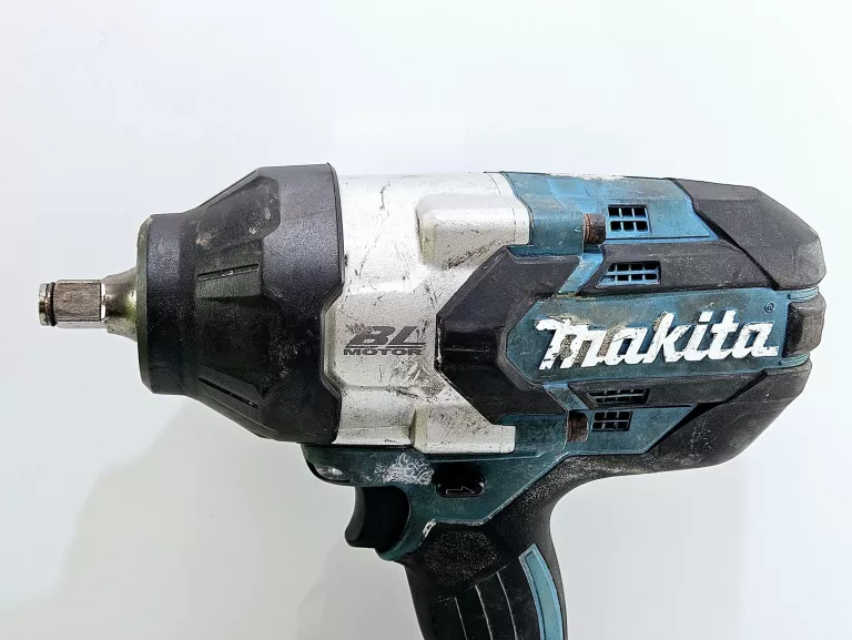 klucz-udarowy-makita-dtw1002-stan-11323-2