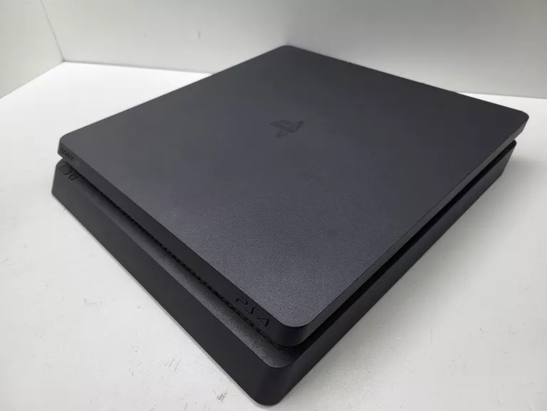 KONSOLA PS4 SLIM 500GB + PAD