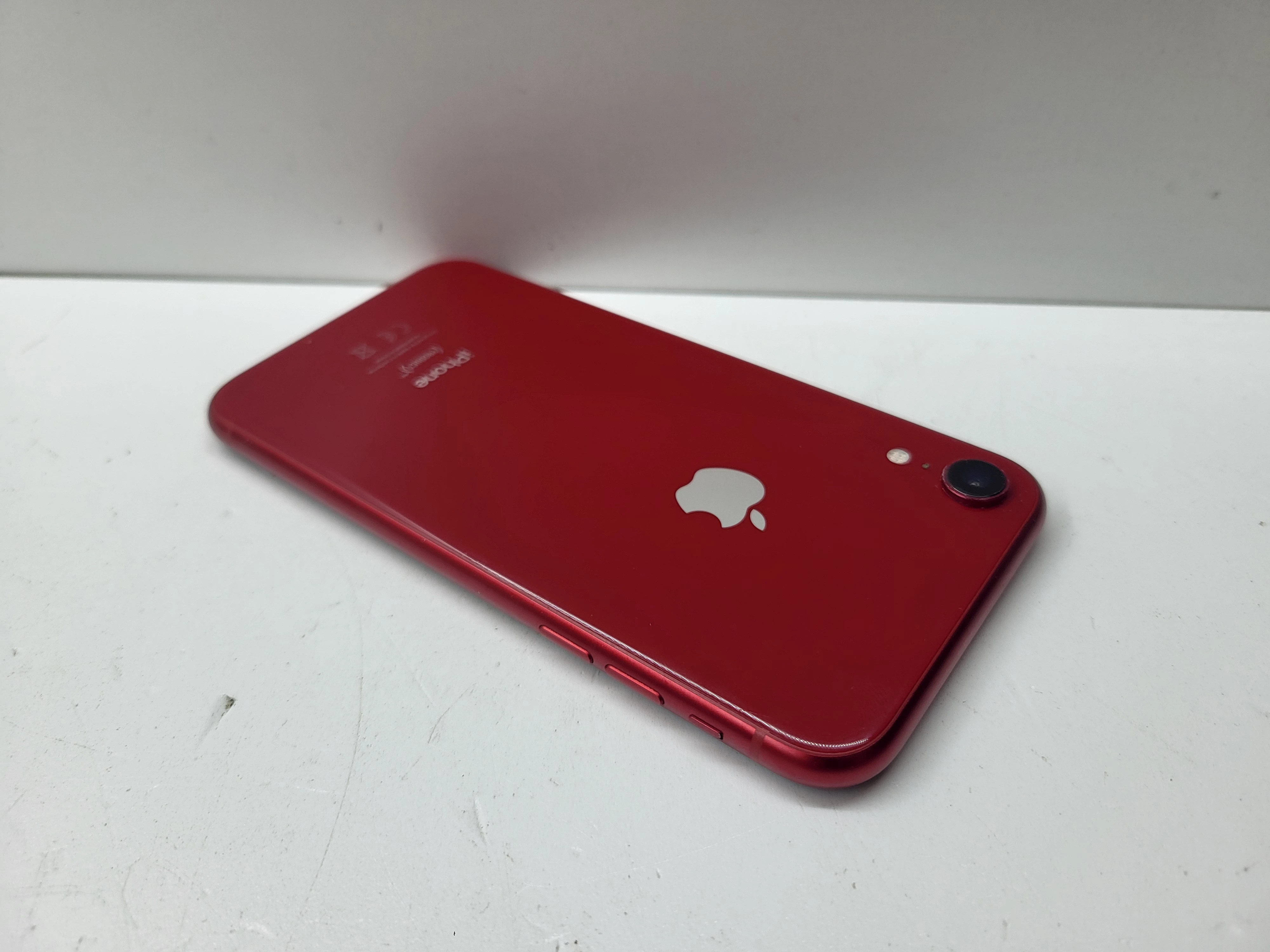 apple-iphone-xr-64gb-78-bateria-stan-11323-2
