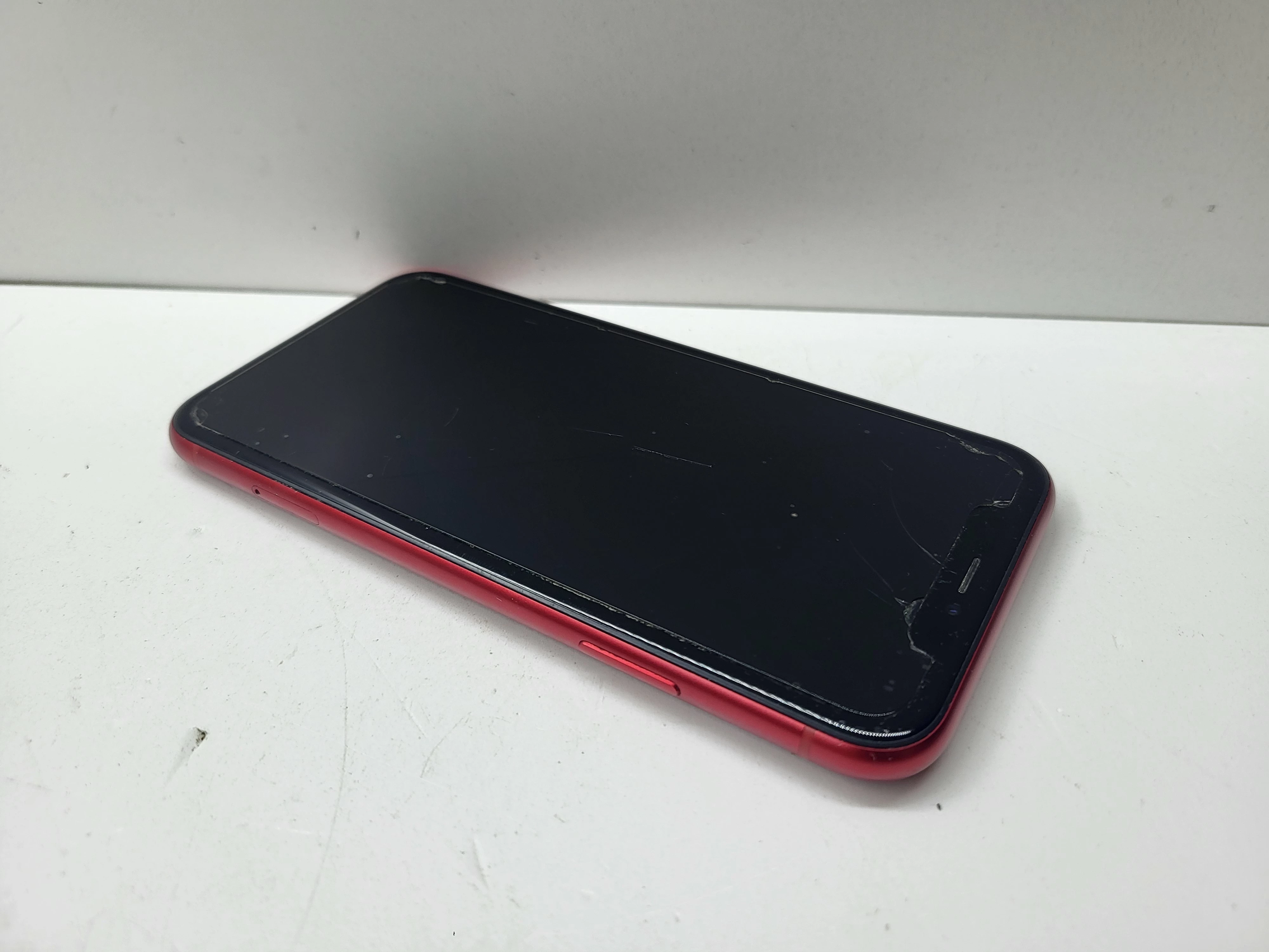 apple-iphone-xr-64gb-78-bateria-pojemnosc-akumulatora-2942