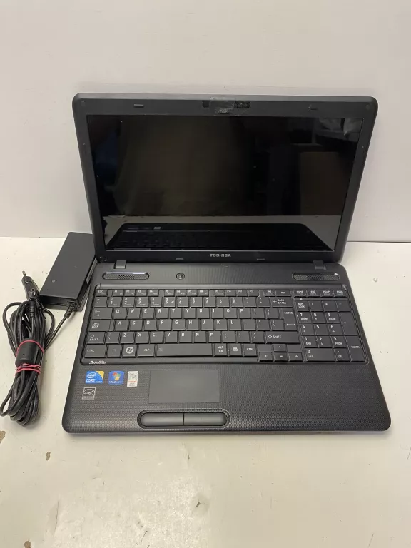 LAPTOP TOSHIBA SATELLITE C660-1M4 I3 3/500GB OPIS