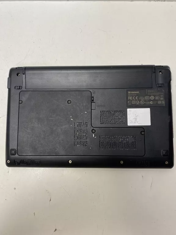 LAPTOP LENOVO IDEAPAD S10-3 2/120GB OPIS