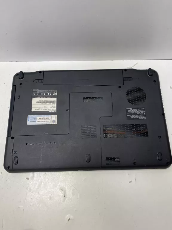 LAPTOP TOSHIBA SATELLITE C660-1M4 I3 3/500GB OPIS