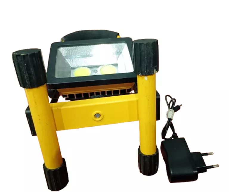 LAMPA LED ZEWNĘTRZNA HALOGEN ŁADOWARKA ŻÓŁTA