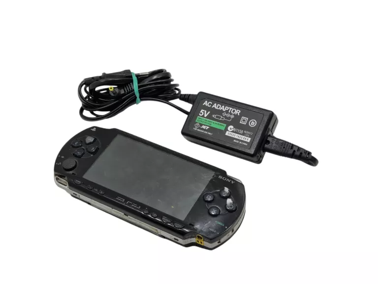 KULTOWA KONSOLA PLAYSTATION PSP 1004