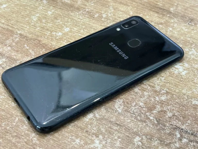 TELEFON SAMSUNG GALAXY A20E 32GB