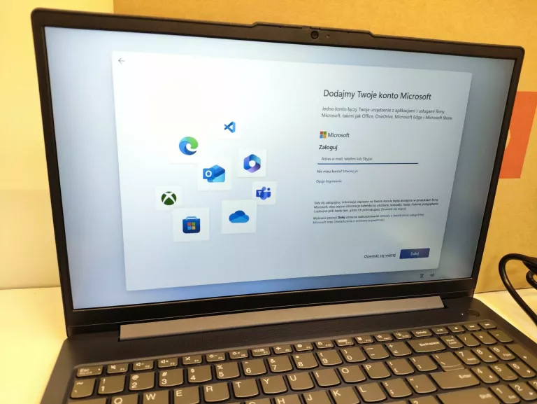 LENOVO IDEAPAD SLIM 3 16GB/1TB