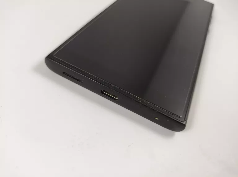 sony-xperia-l1-pudelko-przekatna-ekranu-550