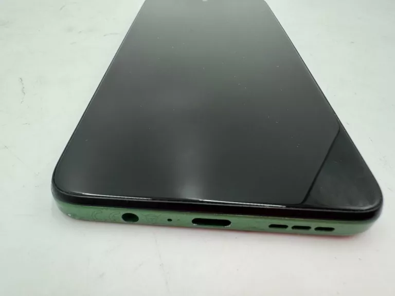 TELEFON MOTOROLA MOTO G35/PUDEŁKO