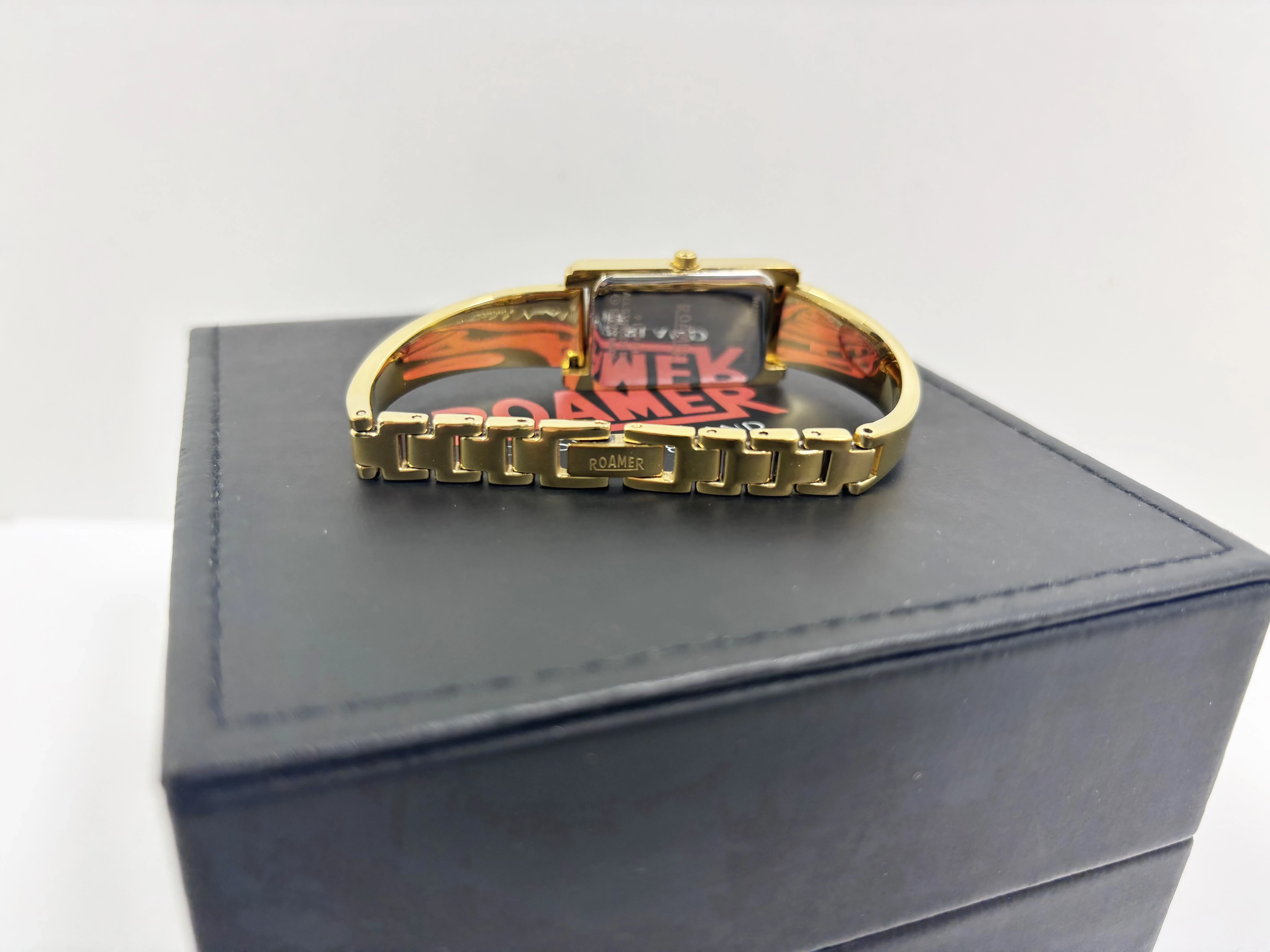 zegarek-damski-roamer-919953-mechanizm-18738-1