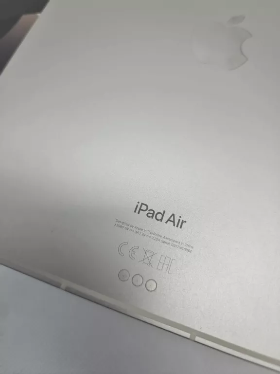 TABLET APPLE IPAD AIR 5 CELLULAR A2589