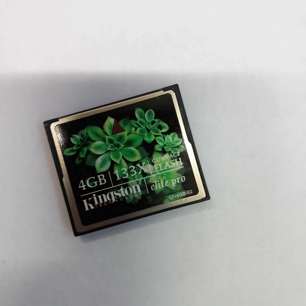 sony-cyber-shot-dsc-f828-aparat-cyfrowy-futeral-model-dsc-f828