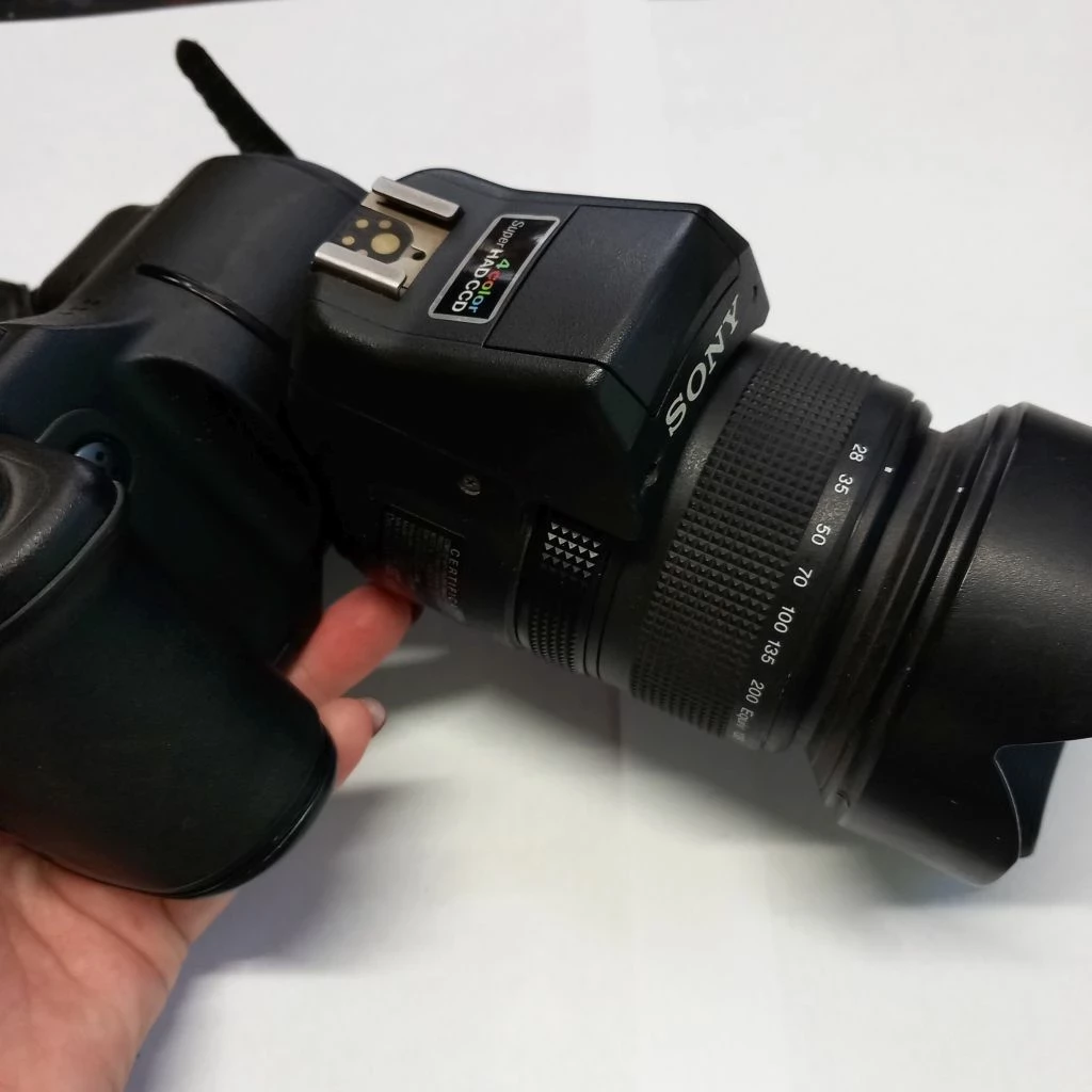 sony-cyber-shot-dsc-f828-aparat-cyfrowy-futeral-jakosc-video-206962-228938