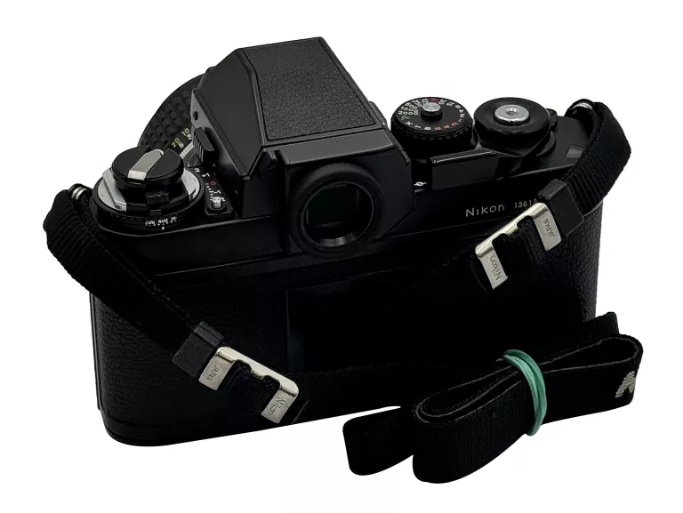 APARAT ANOLOGOWY LUSTRZANKA NIKON F3 + NIKKOR F MOUNT 50MM F/1.2