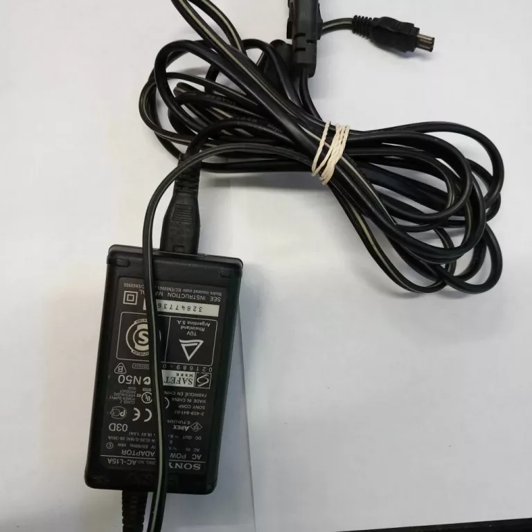 sony-cyber-shot-dsc-f828-aparat-cyfrowy-futeral-marka-248811-1940277