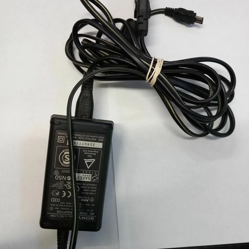 sony-cyber-shot-dsc-f828-aparat-cyfrowy-futeral-marka-248811-1940277