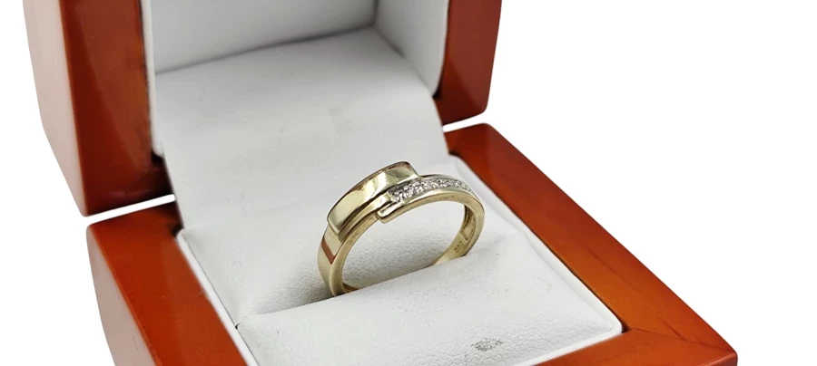 pierscionek-z-diamentami-proby-585-r14-certyfikat-rozmiarsrednica-wew-mm-372-14