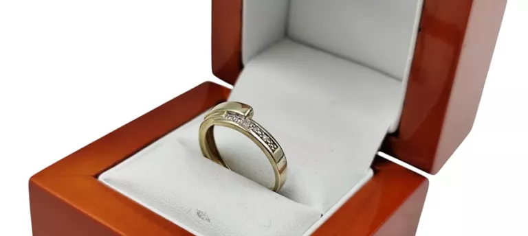 pierscionek-z-diamentami-proby-585-r14-certyfikat-kolor-dominujacy-205826-225106