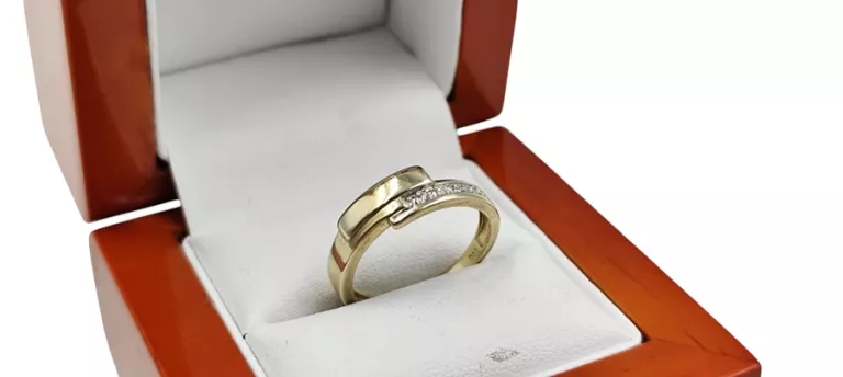 pierscionek-z-diamentami-proby-585-r14-certyfikat-rozmiarsrednica-wew-mm-372-14