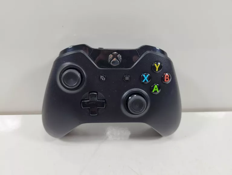 pad-xbox-one-czarny-poznanska-15-wronki