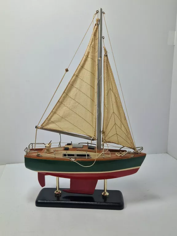 MODEL STATKU ŻAGLÓWKA