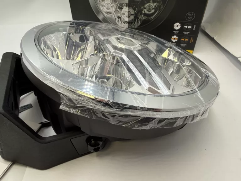 REFLEKTOR DALEKOSIĘŻNY HELLA VALUEFIT CHROME BLADE 9 CALI