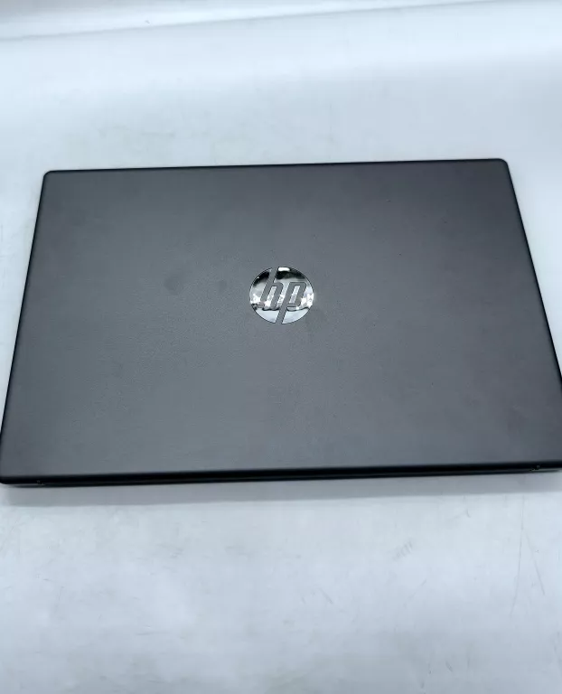 LAPTOP HP 250 G10/INTEL N100/8GB RAM/512GB/INTEL UHD GRAPHICS/WIN11 HOME