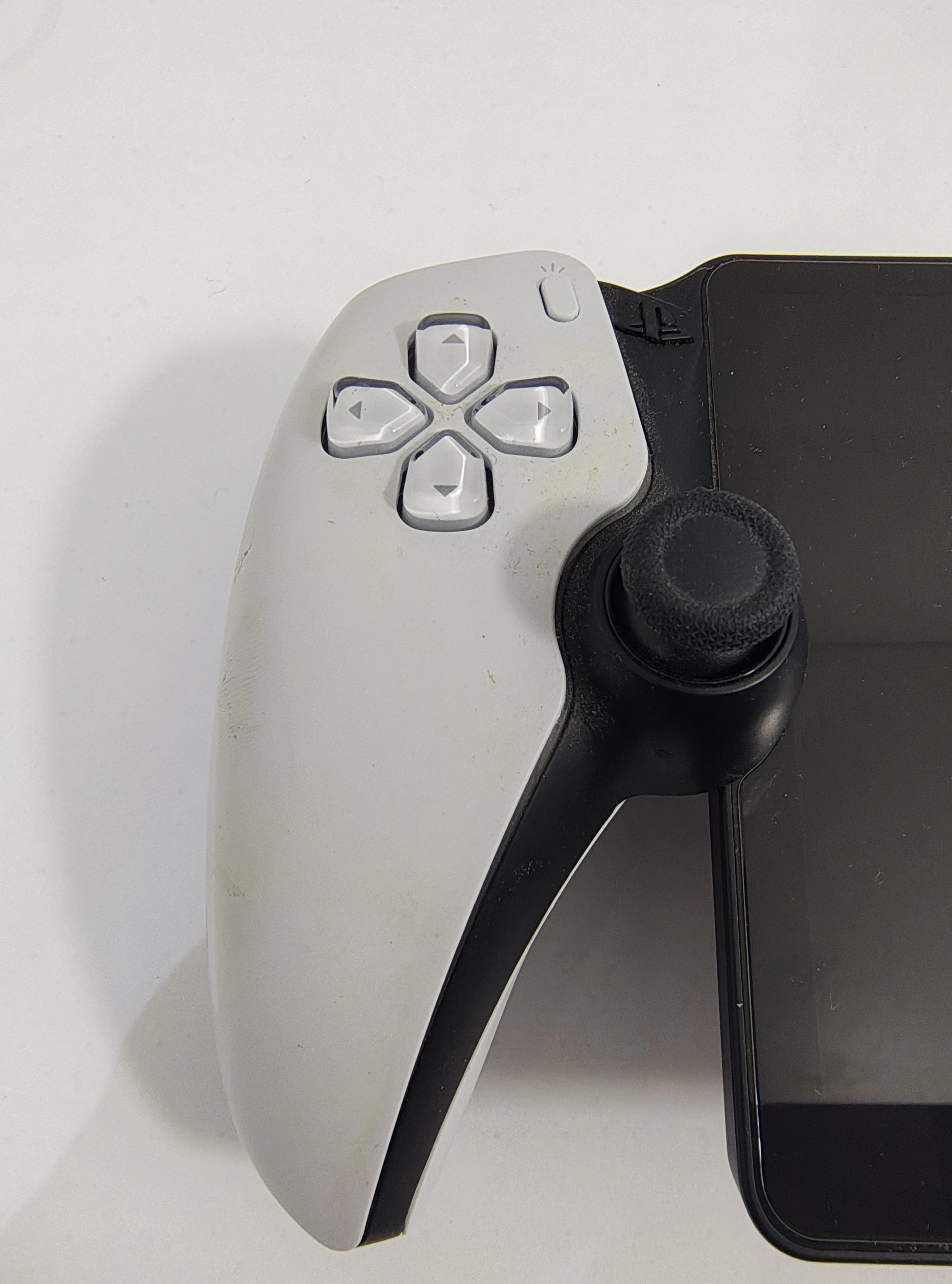 konsola-przenosna-sony-playstation-portal-stan-11323-2