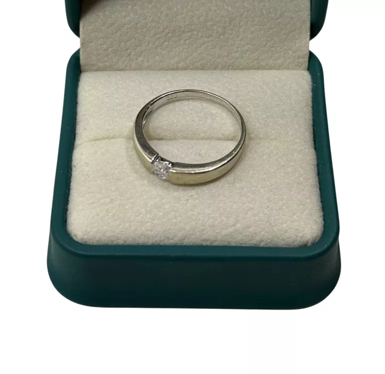 ELEGANCKI ZŁOTY PIERŚCIONEK 2,76G 333
