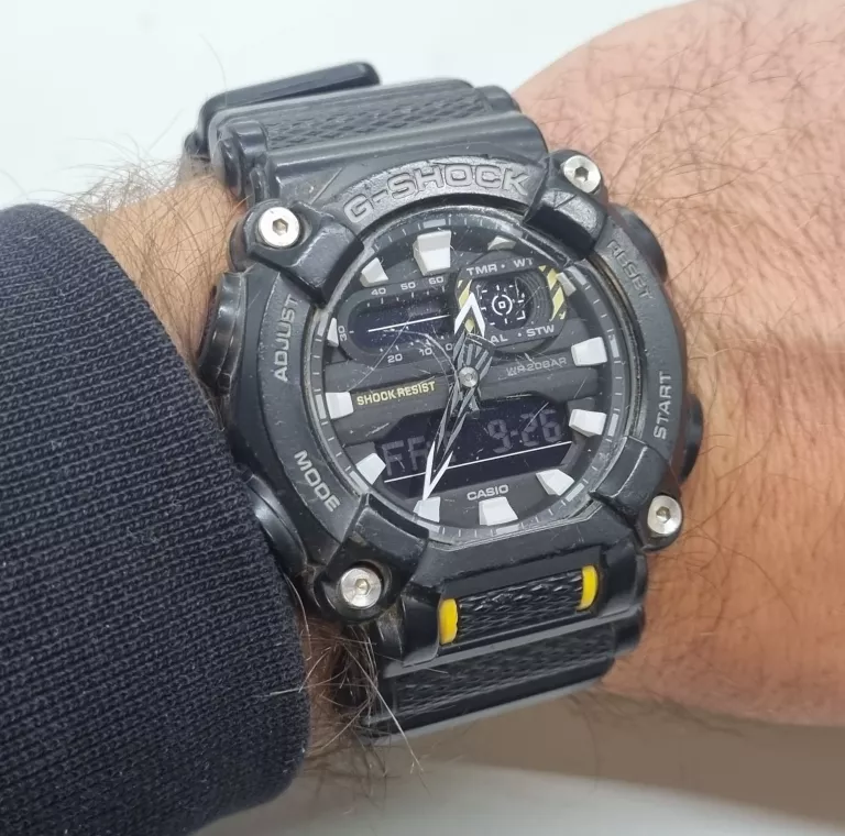 ZEGAREK CASIO G-SHOCK GA-900