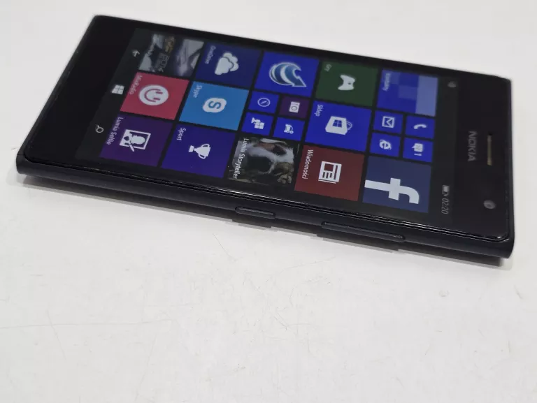 telefon-nokia-lumia-735-przekatna-ekranu-470