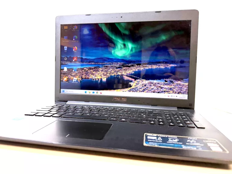 LAPTOP  ASUS  F553M